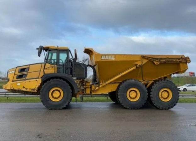 BELL B404 6X6/TAIL GATE